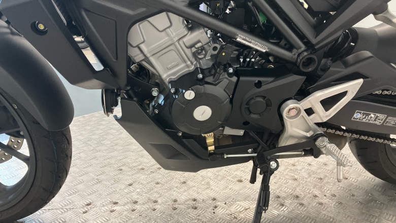 Honda CB125F (24MY)